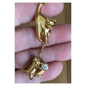 Vintage Avon Cat and Kitten Pin Brooch